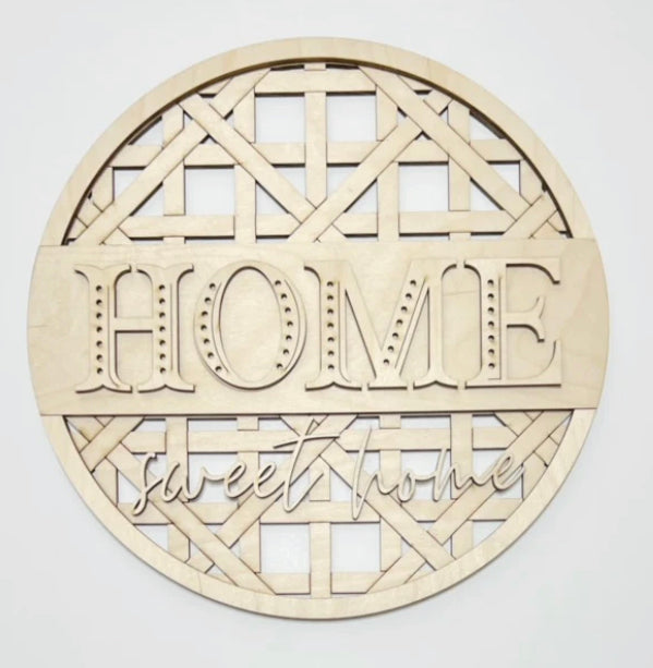 Home sweet home - wicker basket